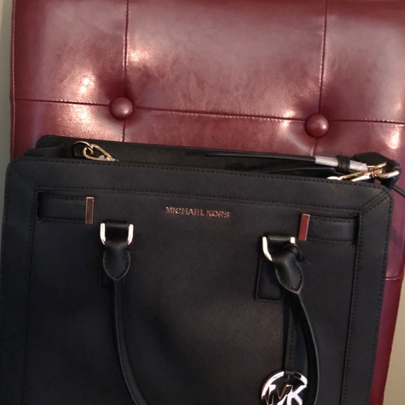 Michael Kors black wallet and purse!!! - Picture 7 of 7